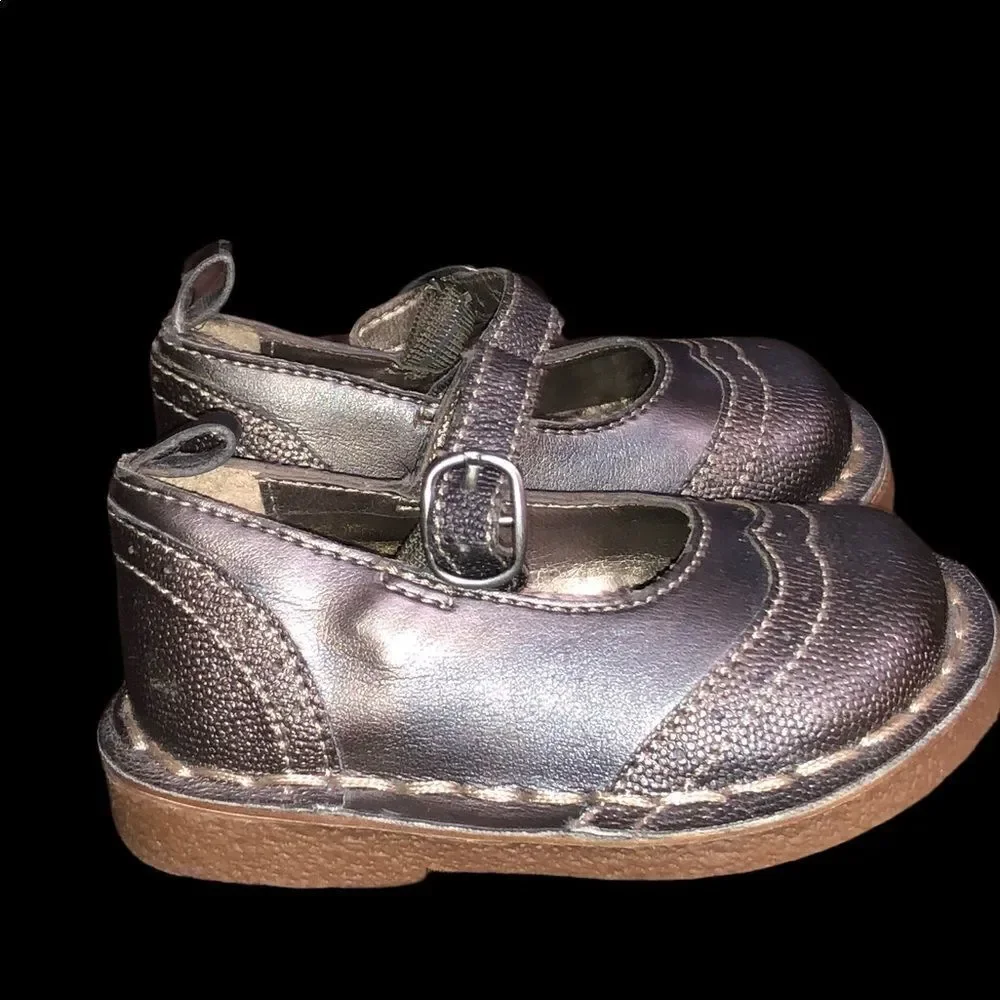 Baby Gap Pewter Silver‎ Mary Jane Shoes Toddler Girls Size 3 Classic Retro